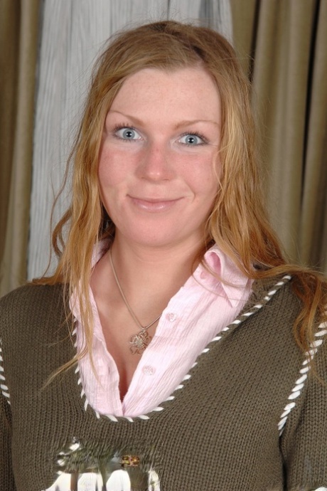 lång rödhårig sexig naken foto