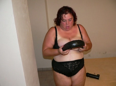 huge dildo pretty picture