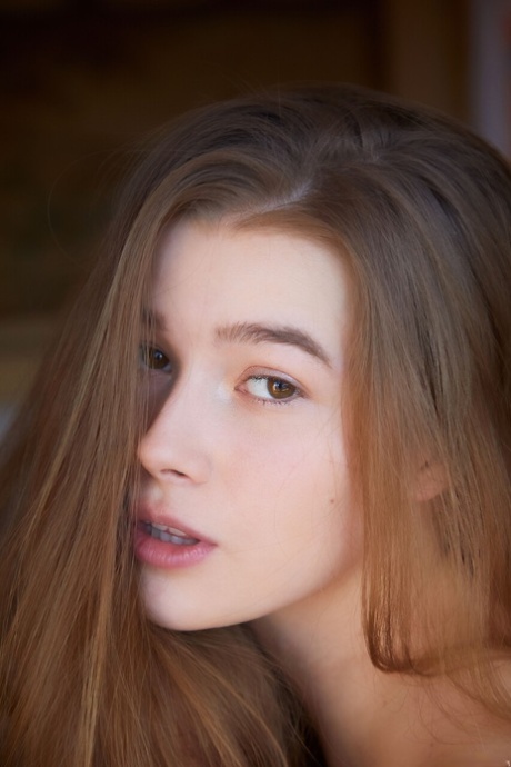 女性に アート裸 写真