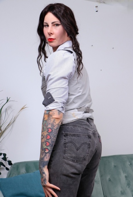 shemale jeans art naked picture