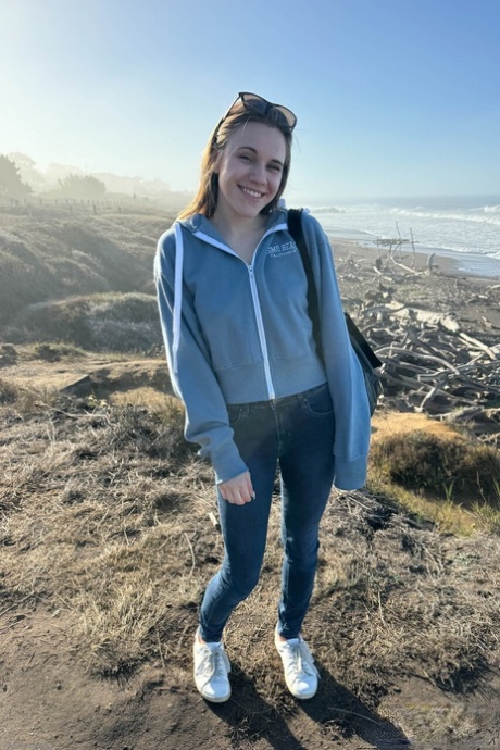 teen jeans hd image