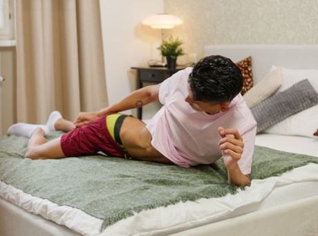 同性恋青少年 色情 圖片