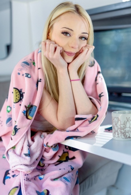 lille blondine top billeder