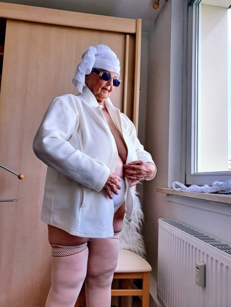 stringtrosa fitta hd pornografisk arkiv