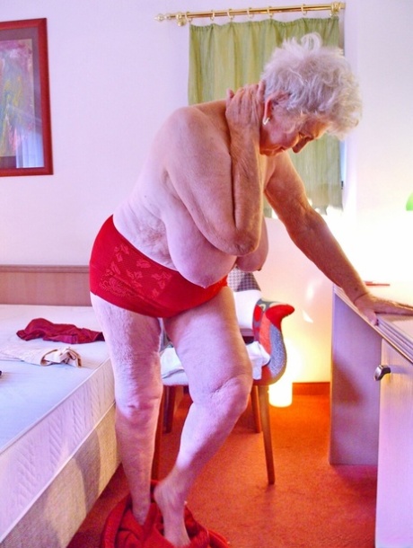 granny saggy tits art naked photos