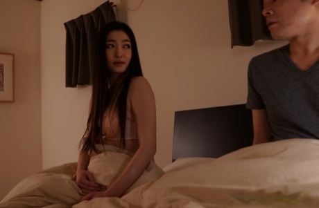 asian housewife free naked img