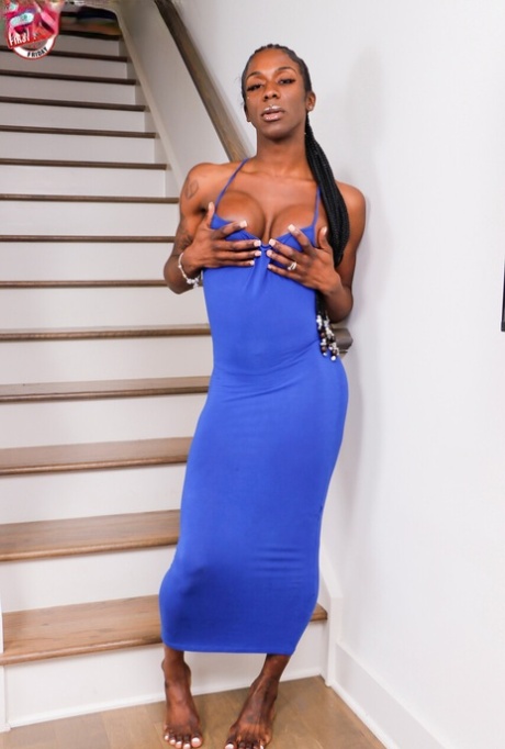 transexuelle noire parfait chaud photo