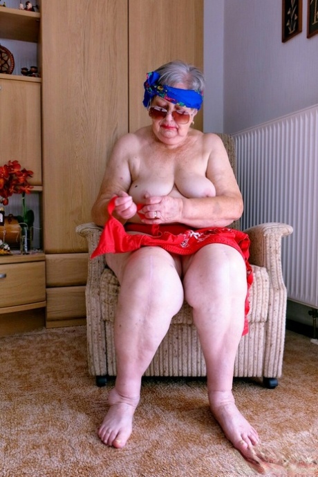 wrinkled granny xxx archive