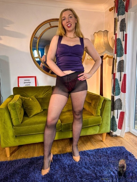 vecchio libero nudo img