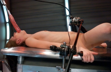 bdsm squirt free sex pic