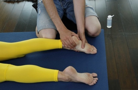 pantalones de yoga amateur desnudo mejor imagen