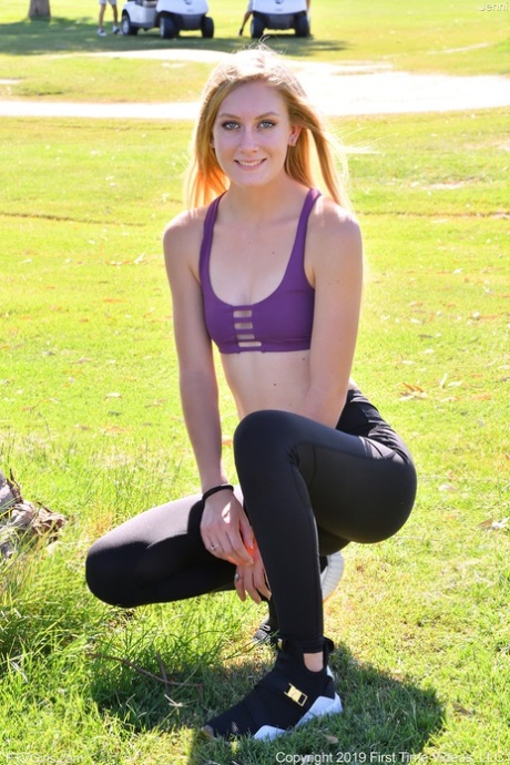 blonde yogabukser voksenpornografisk pic